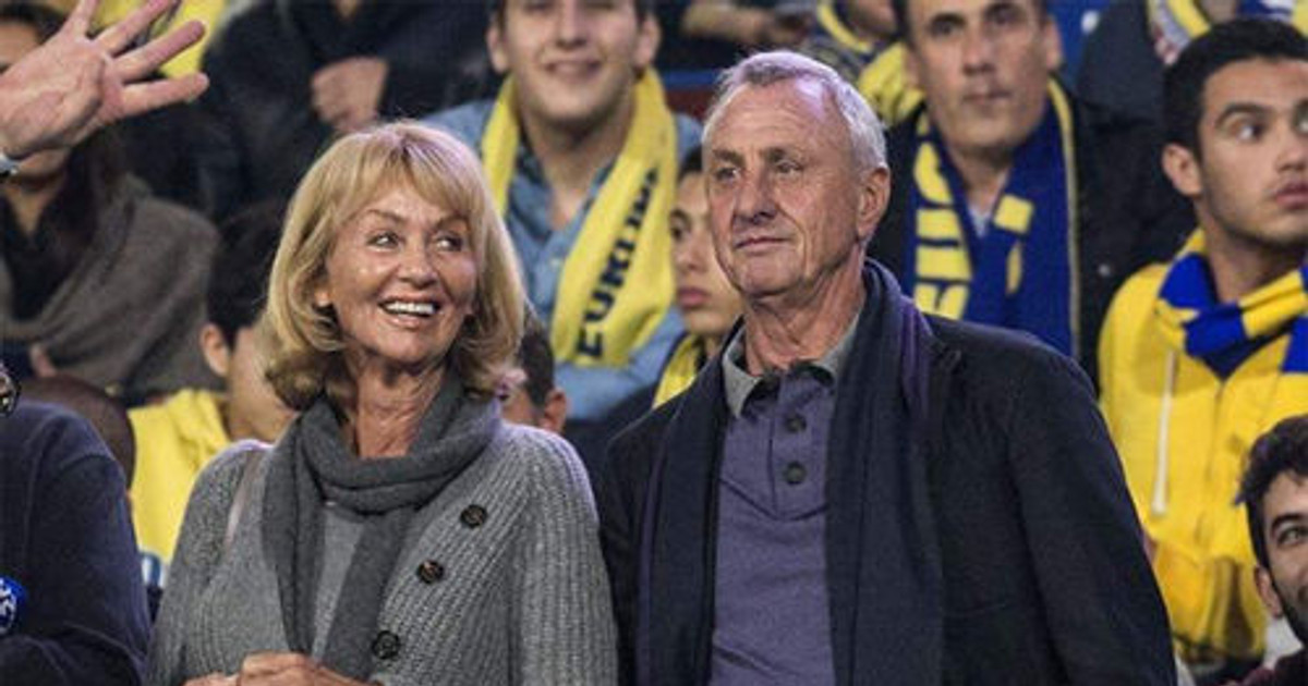 Sự nghiệp huy hoàng của huyền thoại bóng đá Johan Cruyff